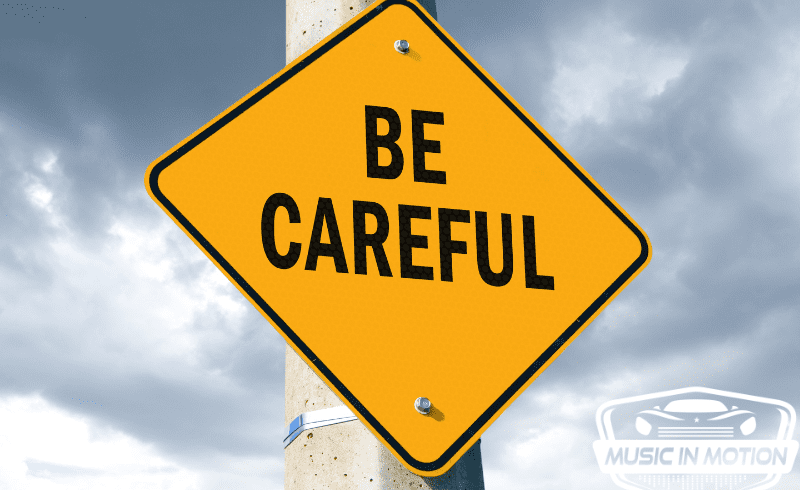 picture of a be careful sign