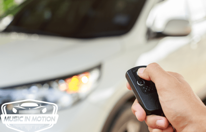 picture of a remote car starter
