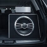 Powered Subwoofer vs. Component Sub and Amp: Choosing the Right Bass for Your Vehicle